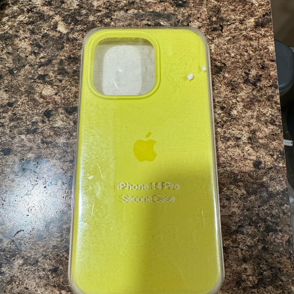iPhone 14 Pro case